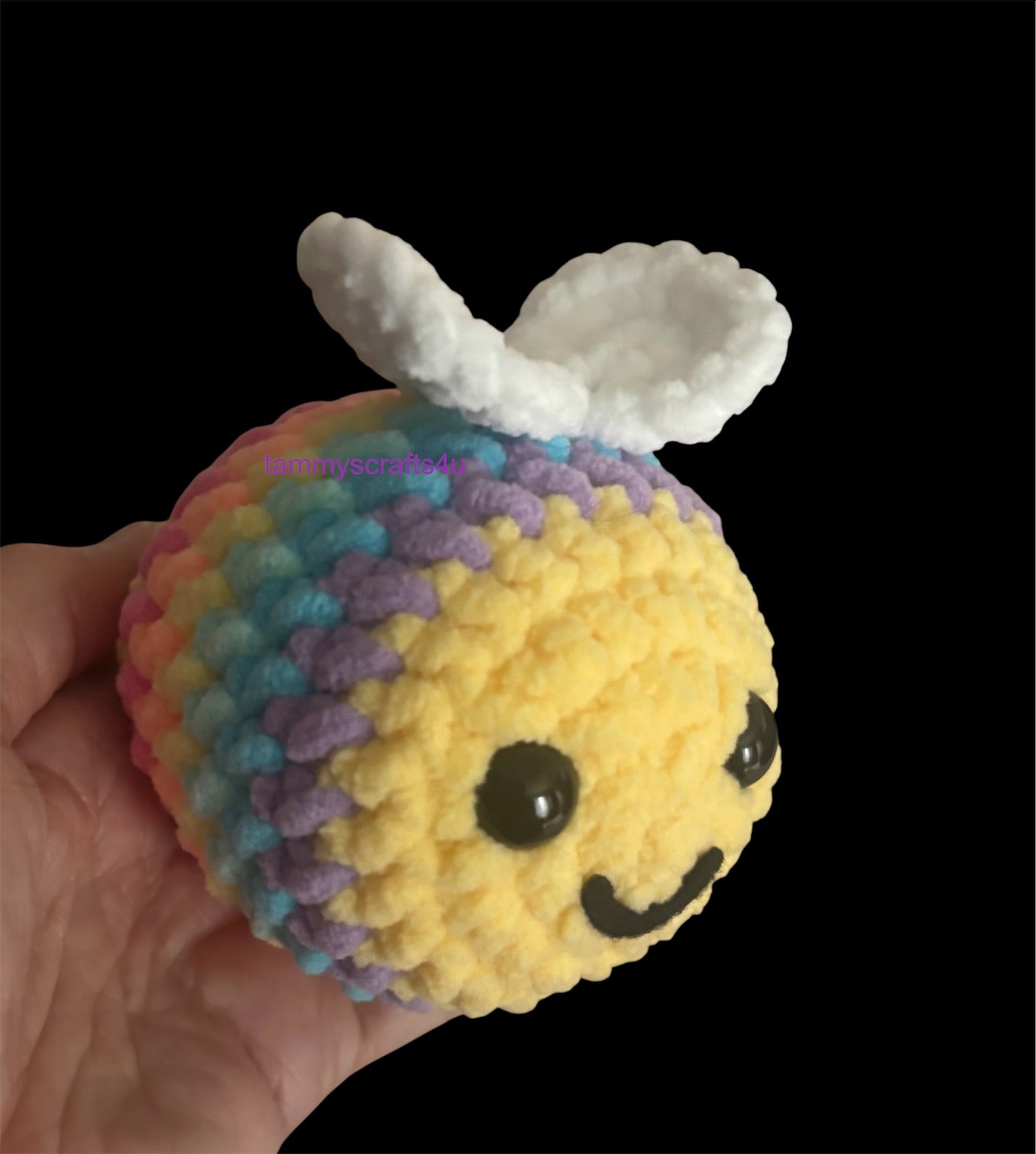 Crochet Rainbow Bee Amigurumi/Plushie